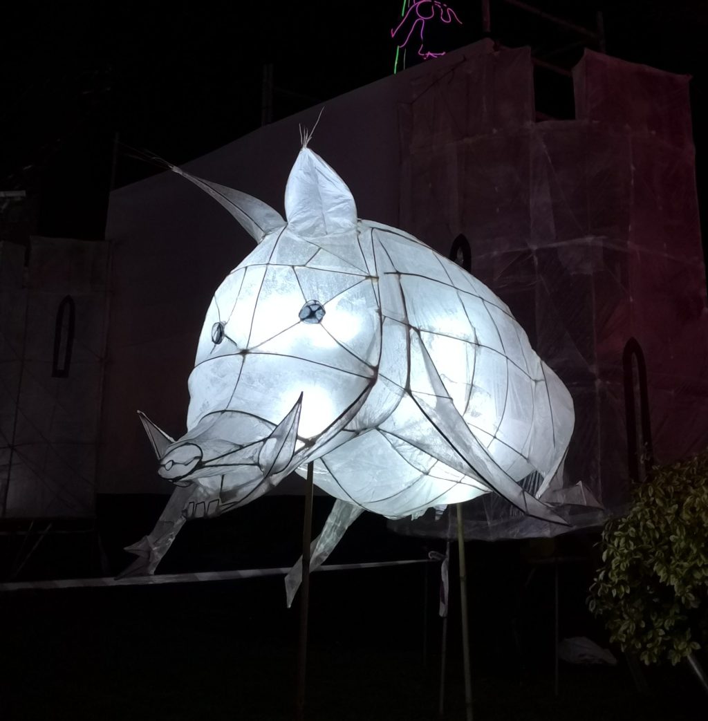 Lantern in the shape of a wild boar